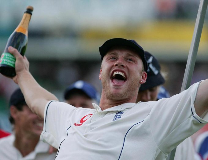 Happy 42nd birthday to Andrew Flintoff, MBE.

227 internationals
7,315 runs
400 wickets
2005 hero 