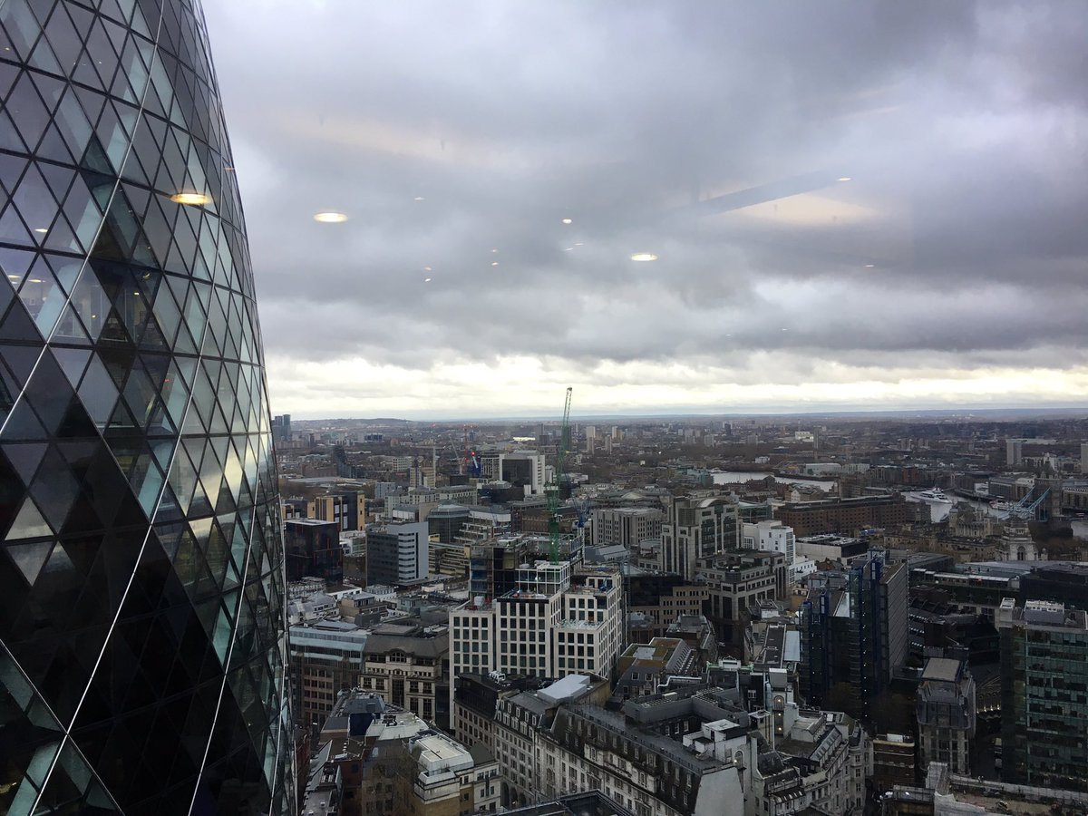 Lunch on the 23rd floor! Thanks to <a href="/AvivaUK/">Aviva UK</a> for an incredible start to our introduction to financial services.