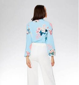 Room_624's tweet photo. Floral print lapel bodysuit. 

Size UK 12. 

6,000 naira.
https://t.co/Oz1ZUqwBbN https://t.co/kWkY3QJL85