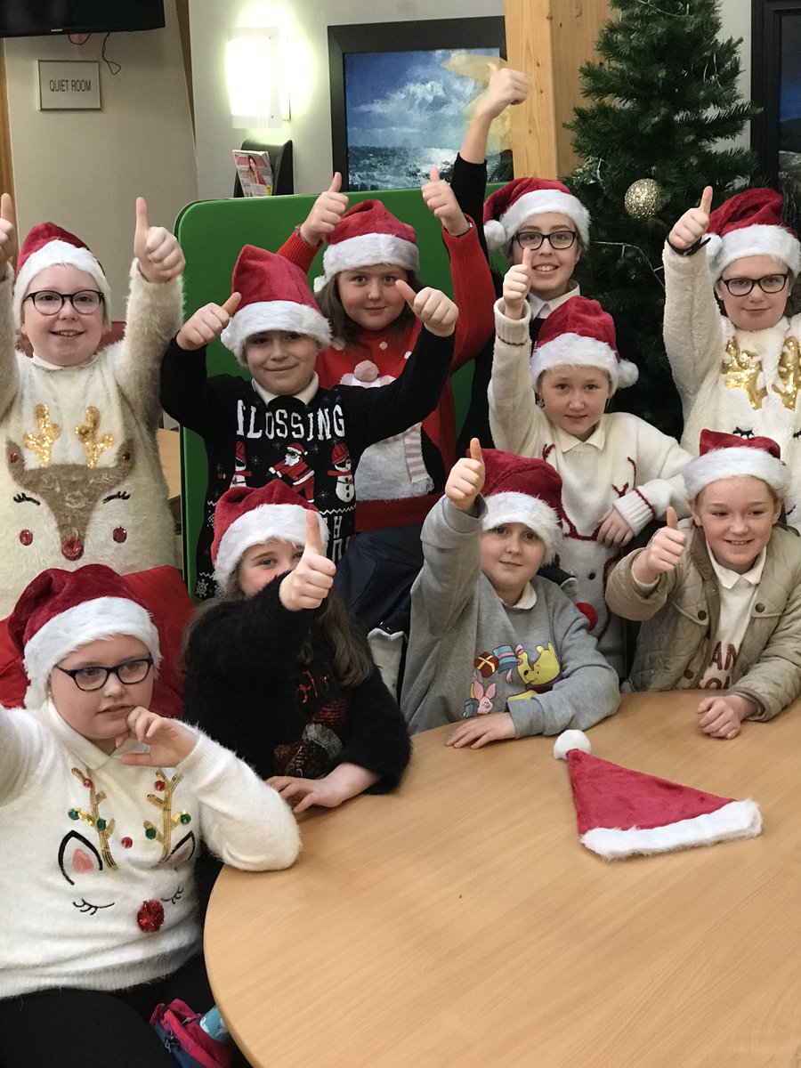 carrickcentre's tweet photo. At the heart of the community.
Today at The Carrick Centre we have a wide variety of groups giving something to everyone. @SACGardenroseEYR @SthAFoodBank @_invigor8 @GaietyCL @CairnPS @StCuthbertsPr #Carrick Seniors Lunch Club
So great to see so many familiar faces #NCCBC #SAC https://t.co/1hZDmPbFQO
