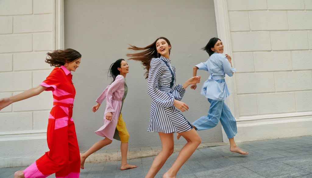 TechCrunch's tweet photo. Style Theory, a fashion rental startup in Southeast Asia, raises $15 million led by SoftBank Ventures Asia https://t.co/glupX7C0Fc by @catherineshu https://t.co/sfQyrSELFM
