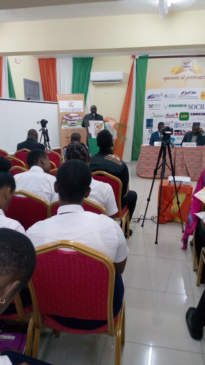 JNTPN2's tweet photo. Speech de Mr #AngeNdapkri, Président de l'Association des Editeurs de Côte-d'Ivoire https://t.co/fzaUGdErBq