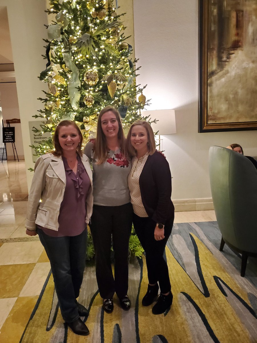 k_walker6's tweet photo. Another great year of scholarship and service! #LRA19 @DrMandyStewart @maciekerbs @babarksdale @ClarenePH @Dr_Marla_R https://t.co/U8hVc3OCcl