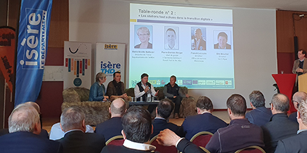 lasotel's tweet photo. .@lasotel présent à la journée "l'Isère et la fibre numérique" à @alpedhuez avec #IsèreFibre, @InfraNum, le département @CDIsere et acteurs du #numérique. Point d'avancement sur le plus grand RIP départemental. https://t.co/5cbE4tN9MI