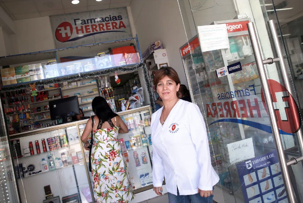 PharolFarmacias's tweet photo. ¡FARMACIAS HERRERA se une a Pharol SpA. con su campaña #levantatufarmacia y ahora estará presente en nuestro marketplace! ¡Bienvenidos!
https://t.co/IVAWKFliZy https://t.co/oNgmF2xjJ7