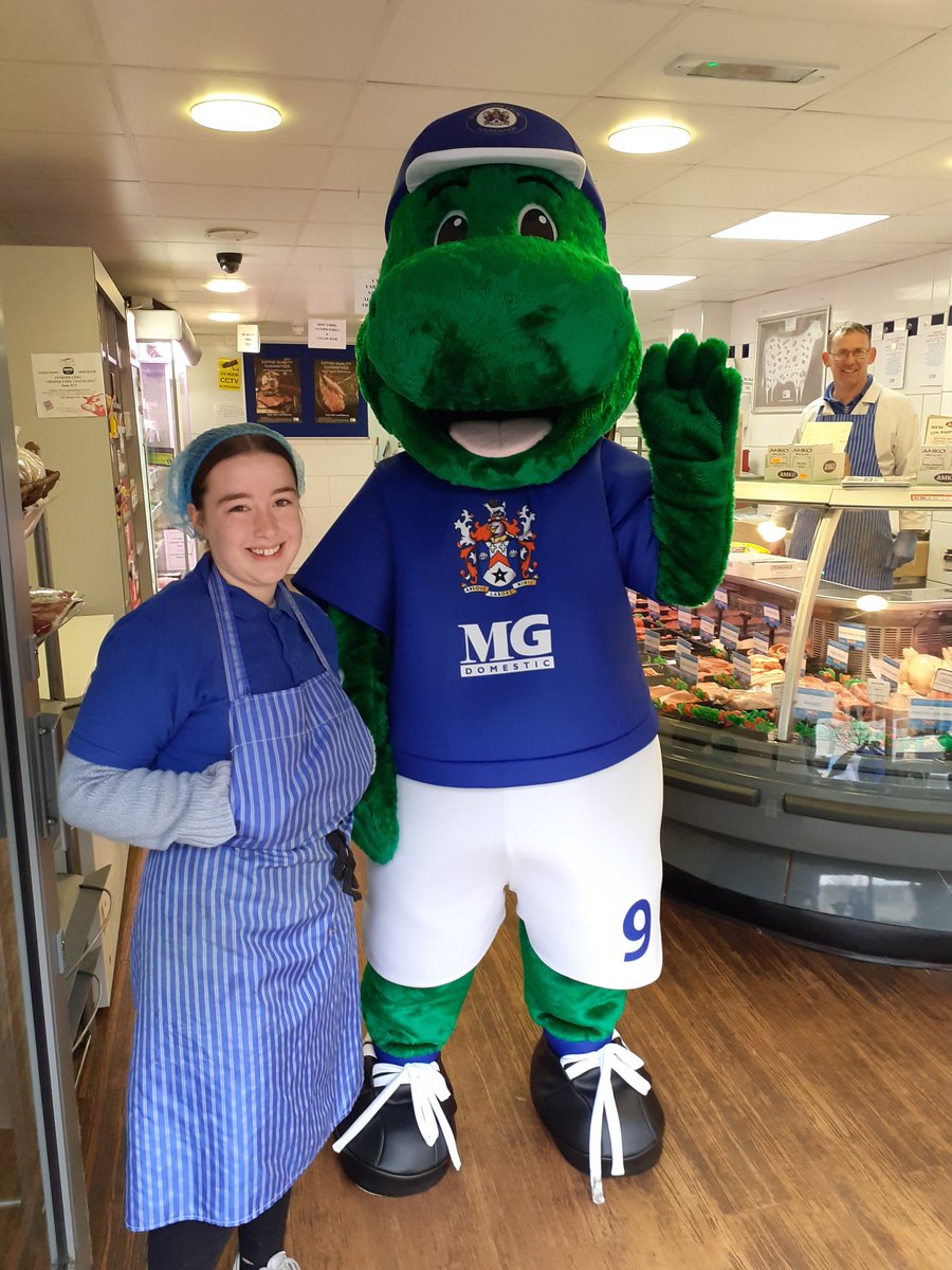 Stalysaurus1's tweet image. Enjoyed getting out and about in #Stalybridge yesterday, bit cold wasn't it? Good to see you all #MascotMatters