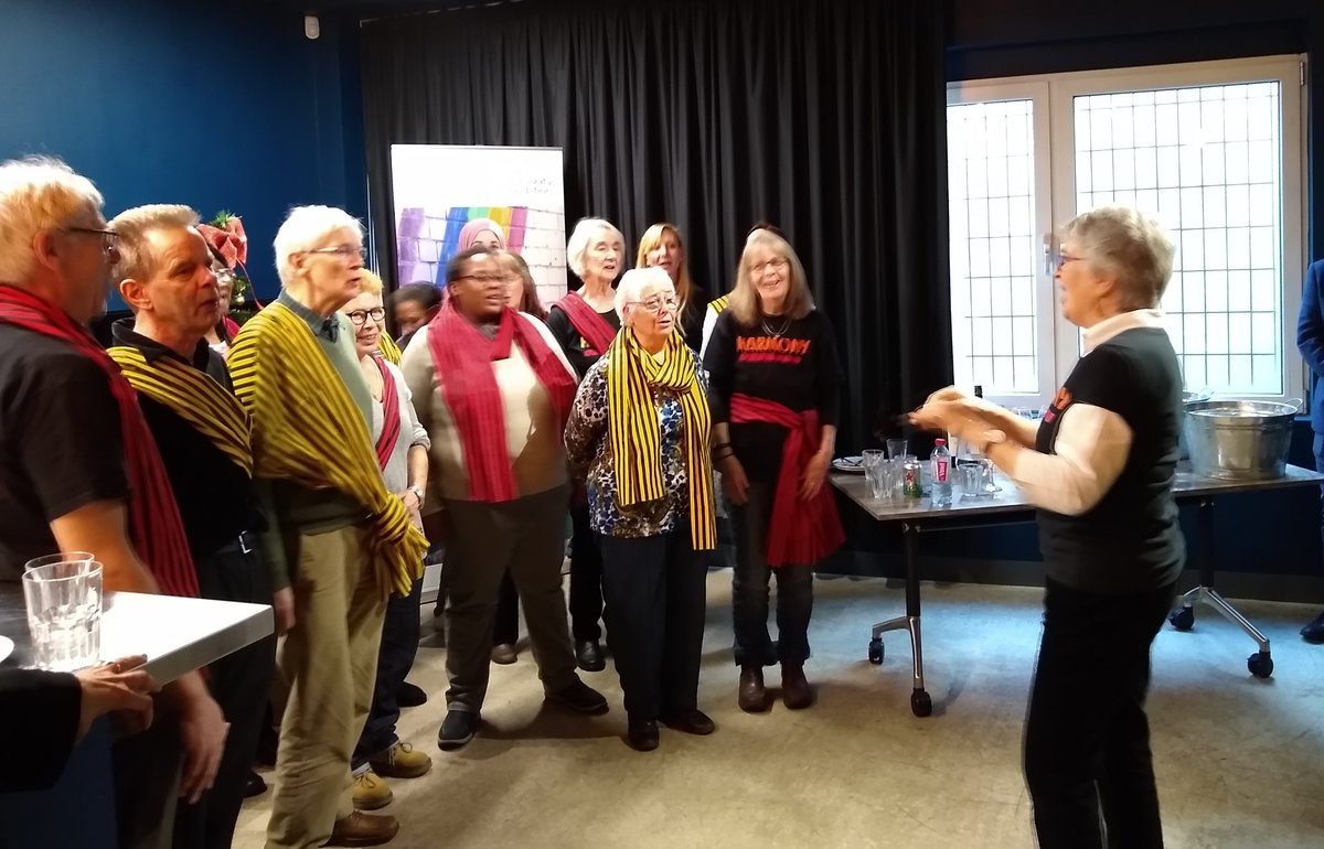 Great to have the Harmony community choir at @LeedsCommFound 100 Club festive lunch. #giveloveleeds