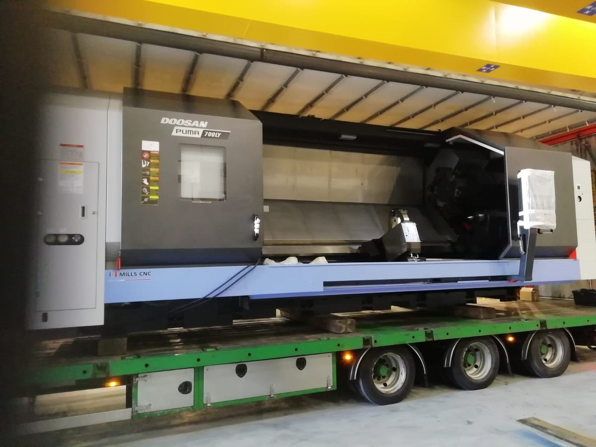 MillsCNC's tweet photo. Another machine all set and ready to go! 

#MillsCNC #LikeNoOnElse #Doosan #MachineGreatness #Delivery #NewMachine https://t.co/qqObEYFMsQ
