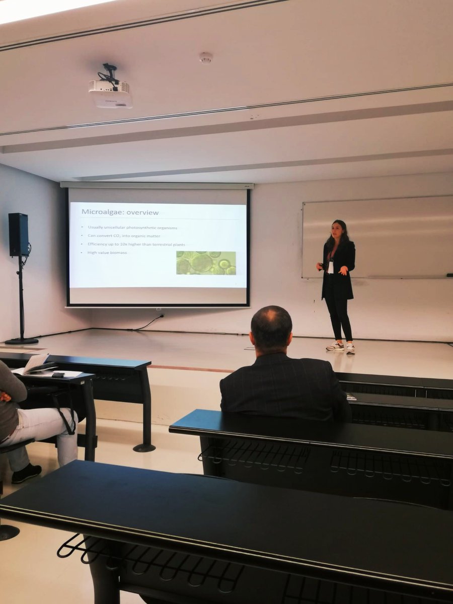 AlgaValor's tweet photo. Inês Guerra, presenting her results from the work developed at #Allmicroalgae about Nannochloropsis oceanica cultivation under different regimes. Inês took a poster to #MicroBiotec19 conference, at Coimbra,  and was selected for pitch presentation!!  👌 https://t.co/DHugMc0g3T