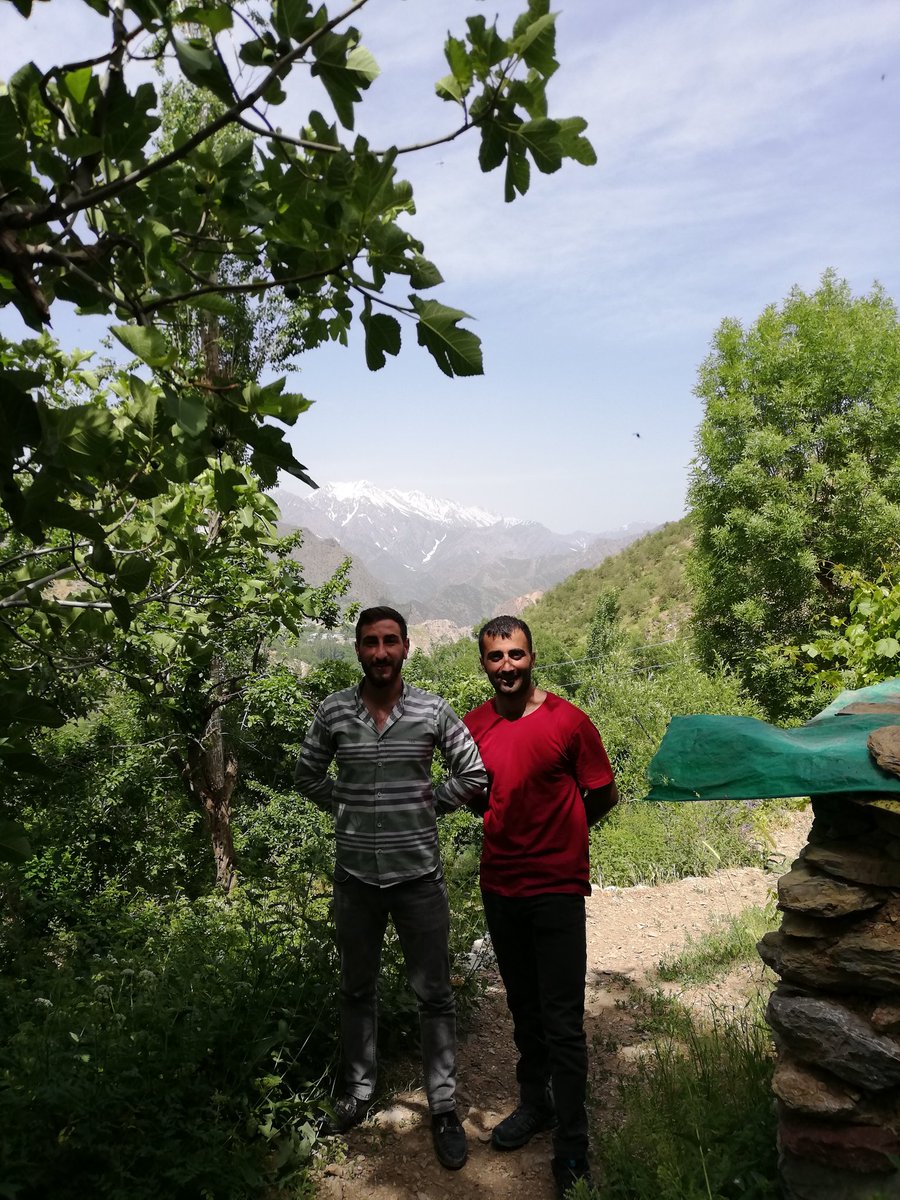 Bir Oremar vardır birde oremari
Bir devrin başladığı yerdir Oremar...