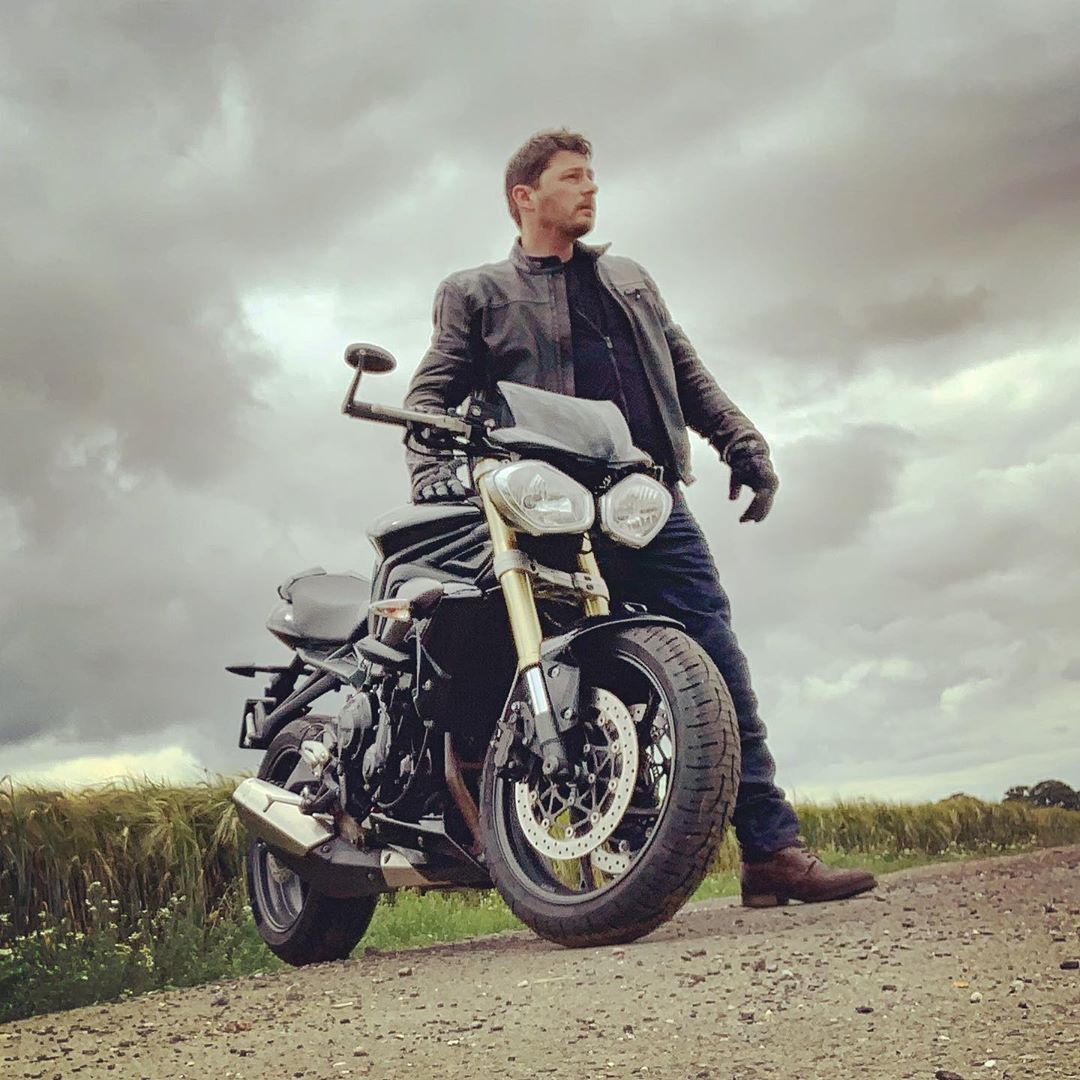 knoxarmour's tweet photo. @D0mcat takes #KnoxFeatureFriday this week, Dom is along term customer of ours. He rides his Triumph Street Triple all year round and uses Knox gear to keep him warm, dry and protected. 
#KnoxArmour #TrustInKnox https://t.co/Bp9FJdK7yg