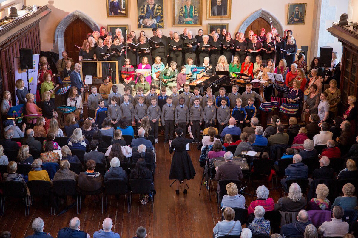 UCC_Choir's tweet photo. Bravo to our amazing director Dr. Eva McMullan-Glossop for bringing together yet another extraordinary #Fuaim concert w/ guests @frankandws #Ukuladies @Ciara_Cullinane @BlarneySt and other talented musicians. @UCC_Choir is #community https://t.co/LRRY5lCmDI