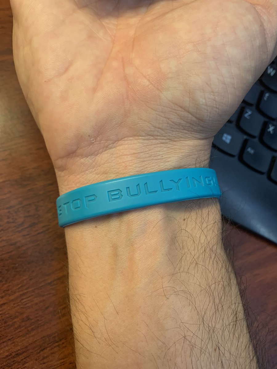 BCSportsDad's tweet photo. Been asked why am I running the rock and roll half marathon on Sunday....Iโm running for @SciNerdTX this run is for you and we will #stopbullying #teamraz https://t.co/4iLHRuOhXR