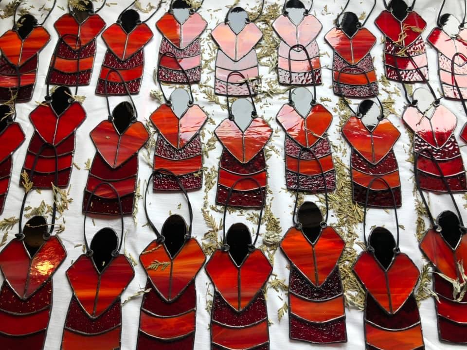 Media release: MKO Encouraging Manitoba Residents to Remember Female Victims of Violence and to Learn about MMIWG on December 6

Read the media release here: mkonation.com/mko-encouragin…