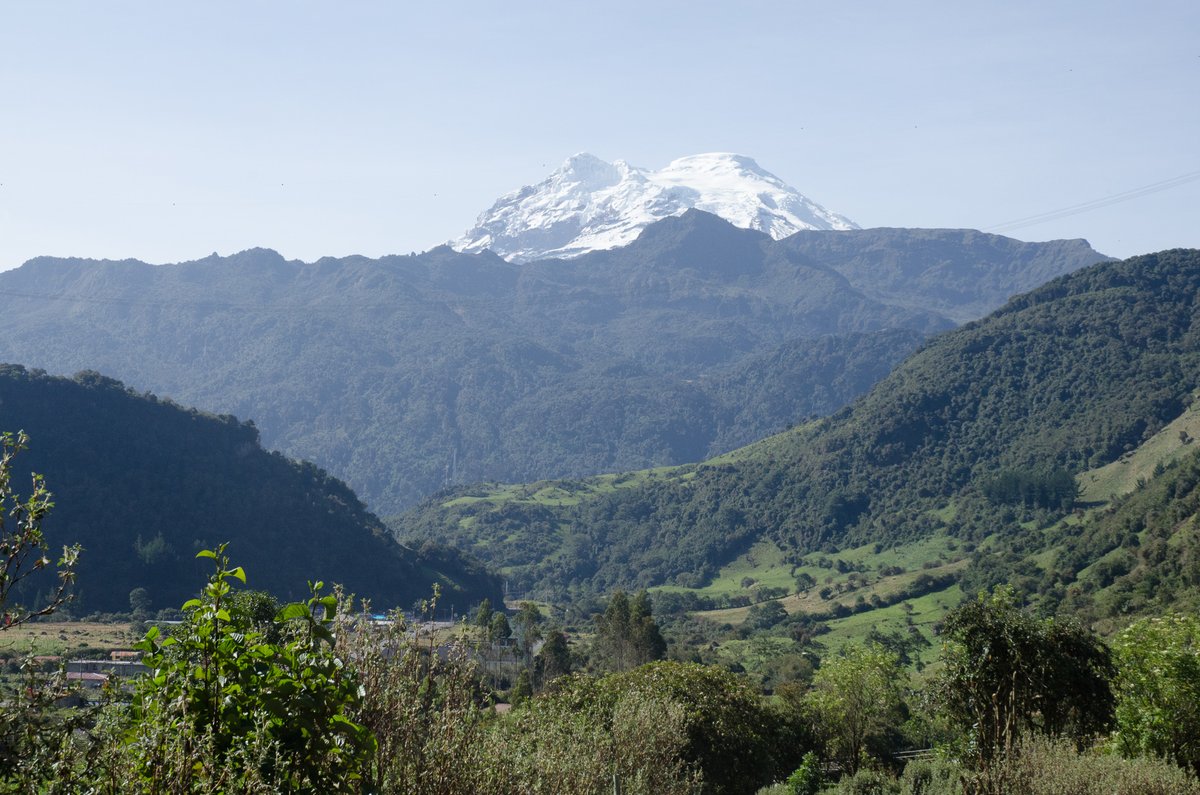 Explore the Andes mountains on our adventurous 7-day #Ecuador tour! galakiwi.com/our-tours/ecua…