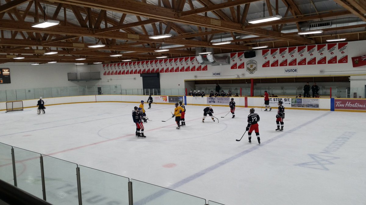 <a href="/ApplewoodHts/">Applewood Heights SS 🏳️‍🌈</a> very own Fardeen singing the national antem in front of the hockey funs!