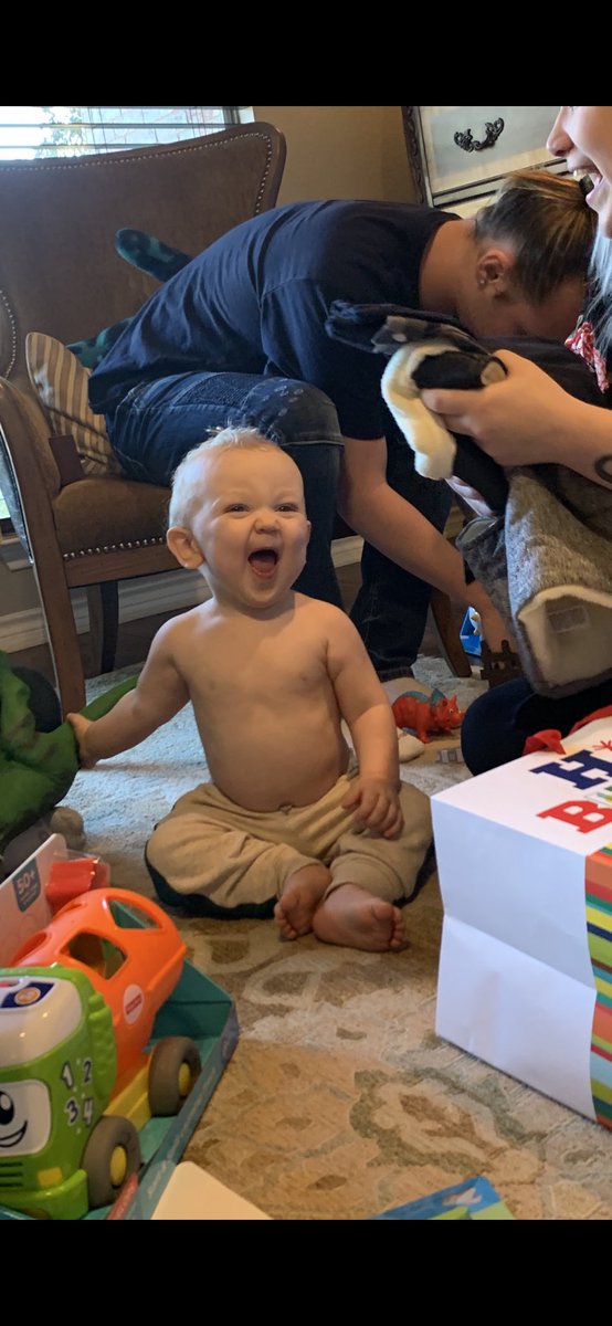 kenziept_'s tweet photo. Haven’t posted my mini on here in awhile so here’s some pics from his birthday a few weeks ago❤️🥰 https://t.co/bjsyoFk4Fd