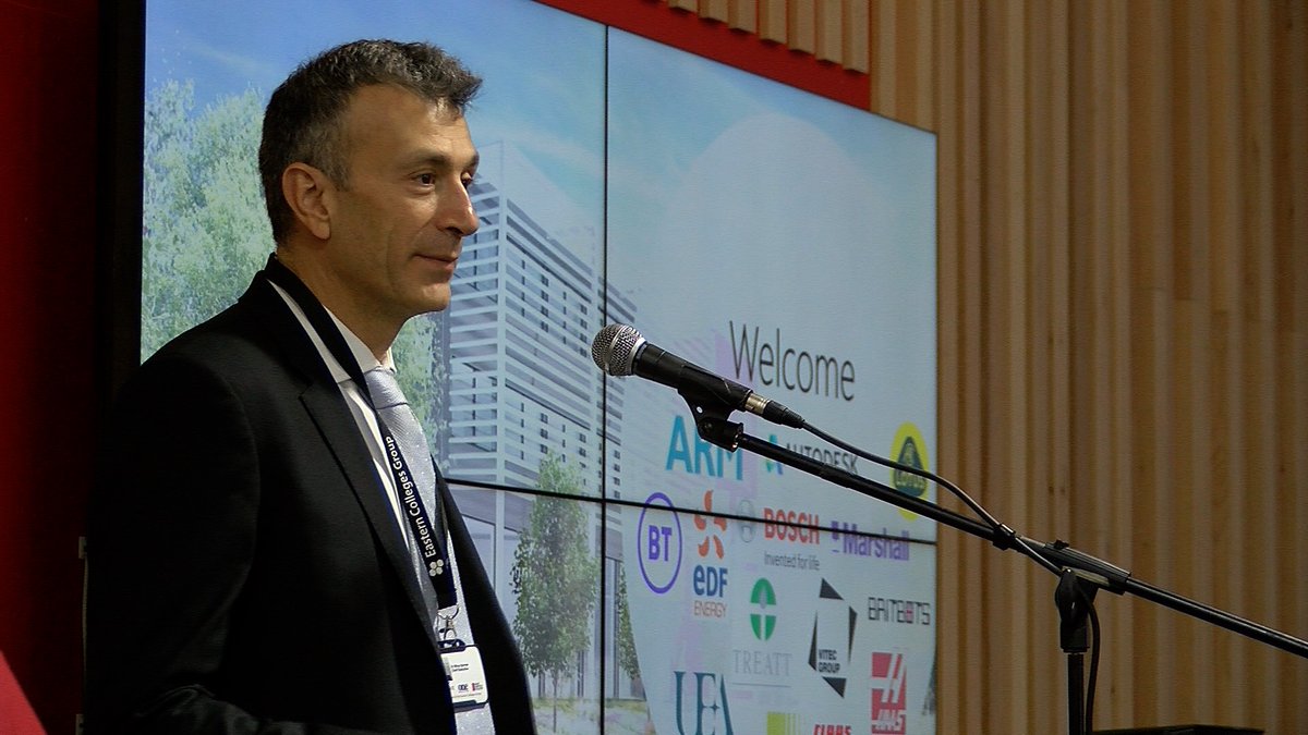 kevindburch's tweet photo. Great moment to see the official opening of the STEM Innovation Campus @WestSuffolk Full story in 15 minutes on @BBCLookEast on BBC 1 at six thirty. @NewAngliaLEP #BuryStEdmunds https://t.co/Gx4mVVgFpZ