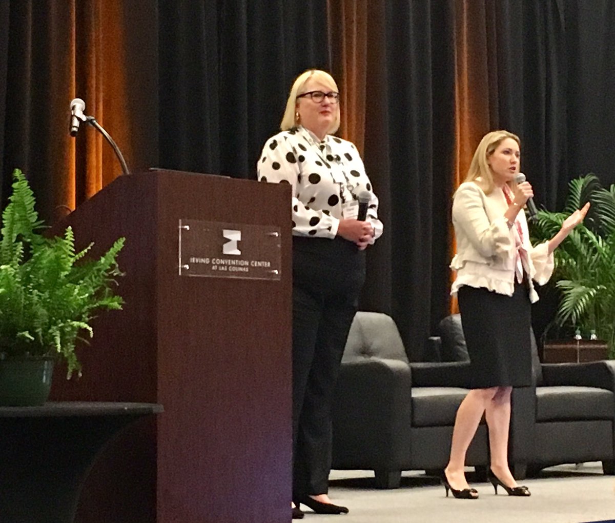 DFWBGH's tweet photo. #PrimaryCare #doctors impact 63% of the #healthcare 💵
~ Elizabeth Koonin .@UHC at  @TXBGH / @DFWBGH #DFWBGH15 Forum 
#ValueBaseCare #HealthcareBenefits #BigData 
 #HealthcareCosts https://t.co/ZpKTWiZN7N