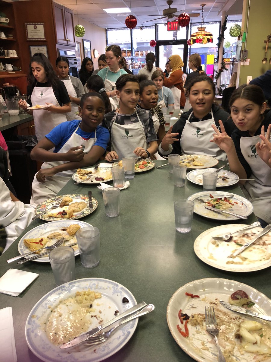 Awesome field trip with 8th grade French students in the books! They did a great job making a French feast for lunch! <a href="/BayShorePR/">Krystyna Baumgartner</a> <a href="/DrLOutlaw/">𝒪𝓊𝓉𝓁𝒶𝓌 𝐼𝓃𝓃𝑜𝓋𝒶𝓉𝒾𝑜𝓃</a> <a href="/BayShoreMSLrnrs/">BayShoreMS</a> <a href="/alacartecs/">A la Carte Culinary Services, Ltd.</a> #French