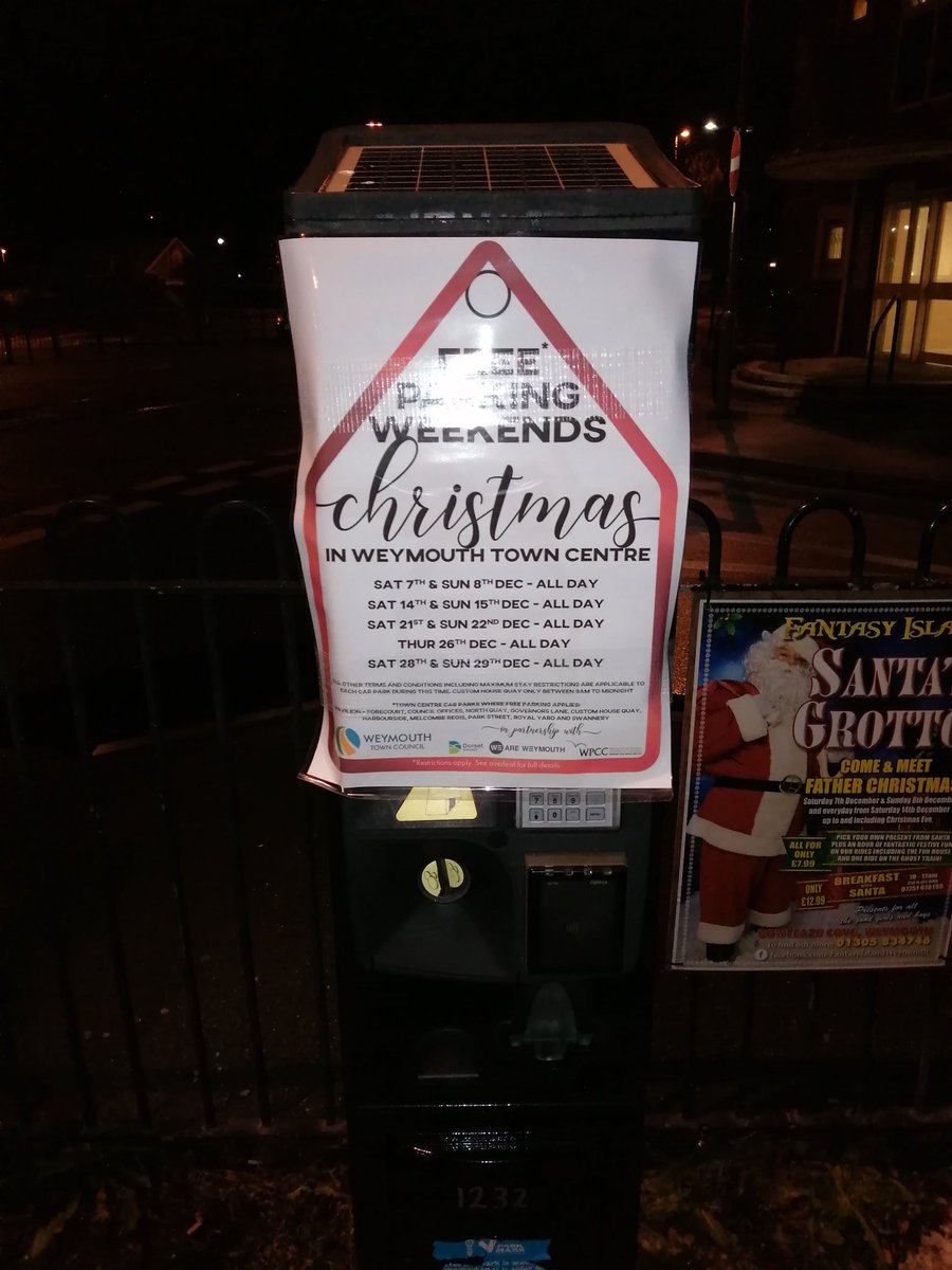 Out tonight making sure everyone knows that it's free parking in Weymouth, at Dorset Council carparks this weekend. (for more information go to Weymouthtowncouncil.gov.uk)