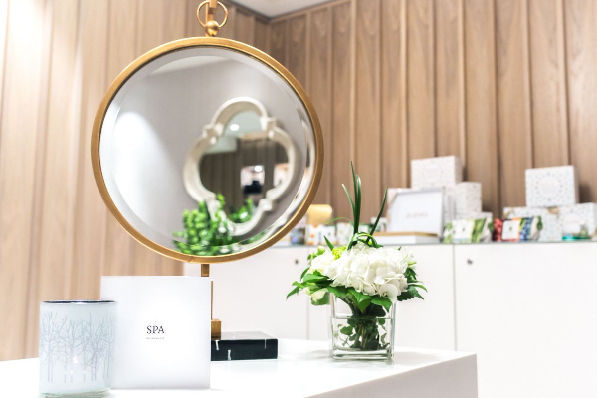 Legacy_Comms's tweet photo. #12DaysofLegacy Growing up beside @PortmarnockLink it was was so special for me to start working with them this year 💕 A standout project was the launch of skincare brand @EminenceOrganic in the SPA at Portmarnock🌟 @ali_rothwell Account Executive, Consumer Team https://t.co/YnySfCT06F