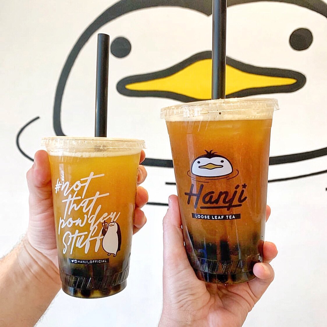 hanji_official's tweet photo. It’s #Friday and the weather is so nice out 🌞
Give yourself a break from the finals week, come relax and enjoy some #NotThatPowderStuff #boba #tea! 💕
-
📸: @myheartbelongstonyc https://t.co/fhLnJUT4iD