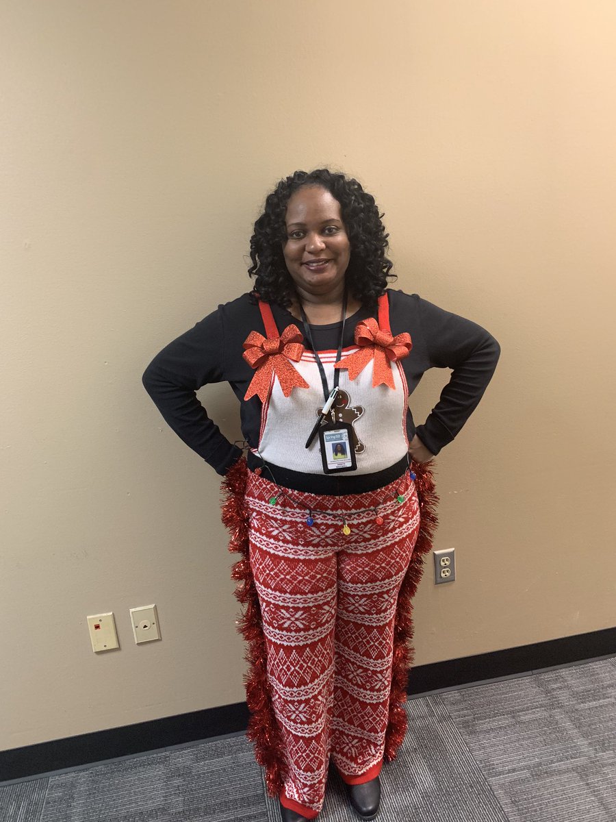 DenitaShotwell's tweet photo. @SpringISD #UglySweaterSpring https://t.co/POcvPhyFkC