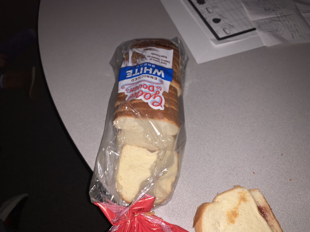 3rdWestgate's tweet photo. As we are talking about text structures, sequencing and description, we tried to make PB&amp;J sandwiches. Glad I brought my lunch. Haha. #TeamWestgate #LeadLoveLearn https://t.co/fy1dAWwmCT
