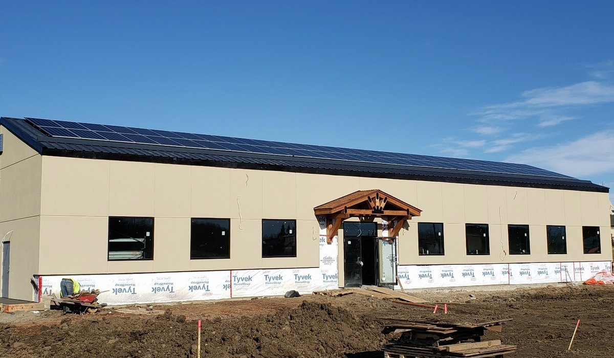 The Generate Energy Team recently installed this 22 kW solar array on the brand new Alexander Gas Bar in Alexander First Nation. #solarpower #naturalresources #solaralberta #solar <a href="/CentreAlexander/">Alexander Business Centre Inc.</a>