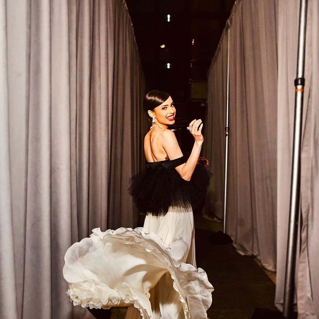 “it’s the thing I love the most, to laugh”- Audrey Hepburn