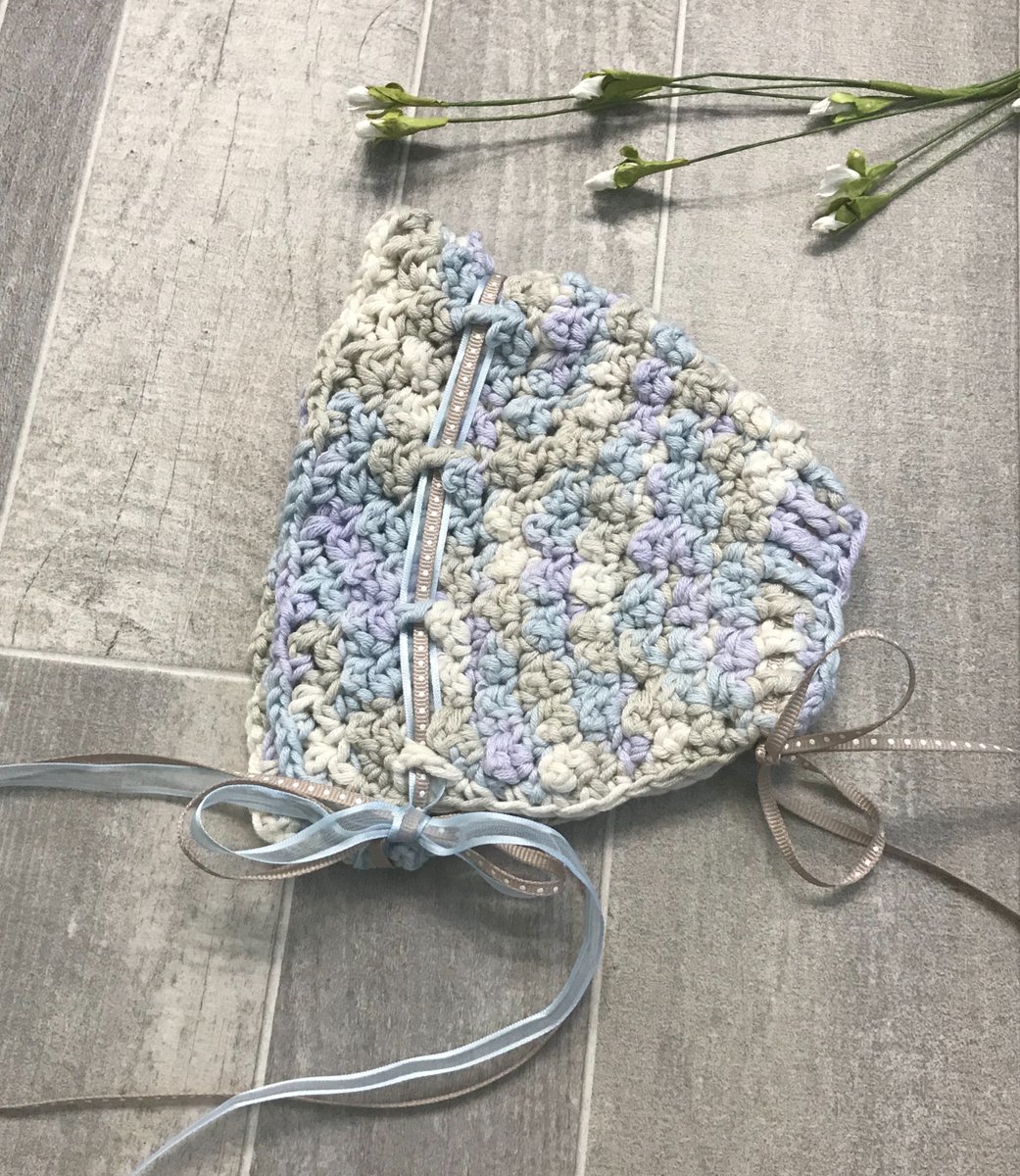 DapperDia's tweet photo. These cute bonnets are warm as well as adorable on those little heads!  https://t.co/EcAuJ7s7EP #etsy #handmade #crochet #crochetedbonnets #wintergloves #pixiehat #pixiebonnet #hat #toboggan #beanie https://t.co/RJSYSctj59