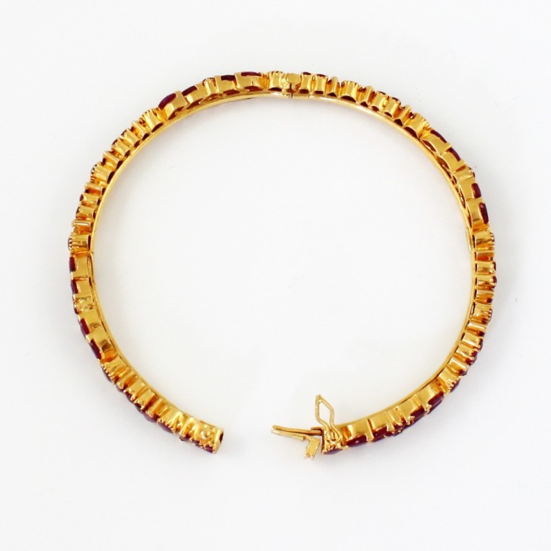 A1Jewellers's tweet photo. BARGAIN
Indian Ruby bangles/Karas (Pre-owned)
https://t.co/33KKWiyH61

#Ruby #Bangles #Preownedjewellery #Karas #BARGAIN #Bridal #Rubybangles #Pure #Stone #women #ladies #weddinggift #wedding #Anniversary #Traditionalgems #Aniversarygift #BirthdayGifts #Manchester #uk https://t.co/VZGs5MRpPK