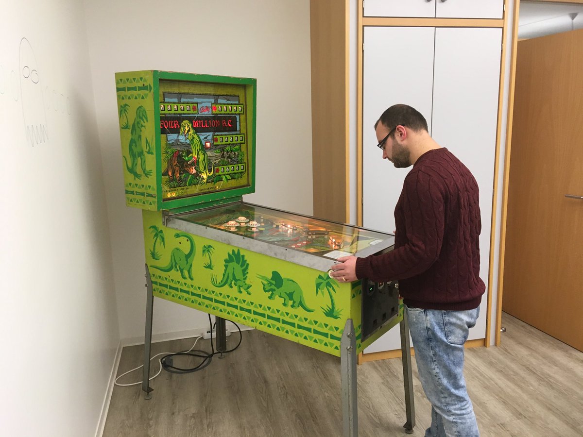 After work #drupal Entity API maintainer vs. Search API Solr maintainer pinball battle <a href="/biologisGIM/">bio.logis GIM</a>⁩ office 😁