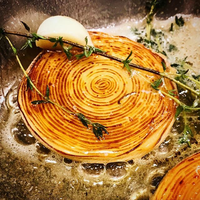 logiskmat's tweet image. Celeriac being fried in aged butter. 
We’ve served a celeriac course every winter since we opened this place. Every year different. Soon time to make a celeriac book? ift.tt/2YodyJq