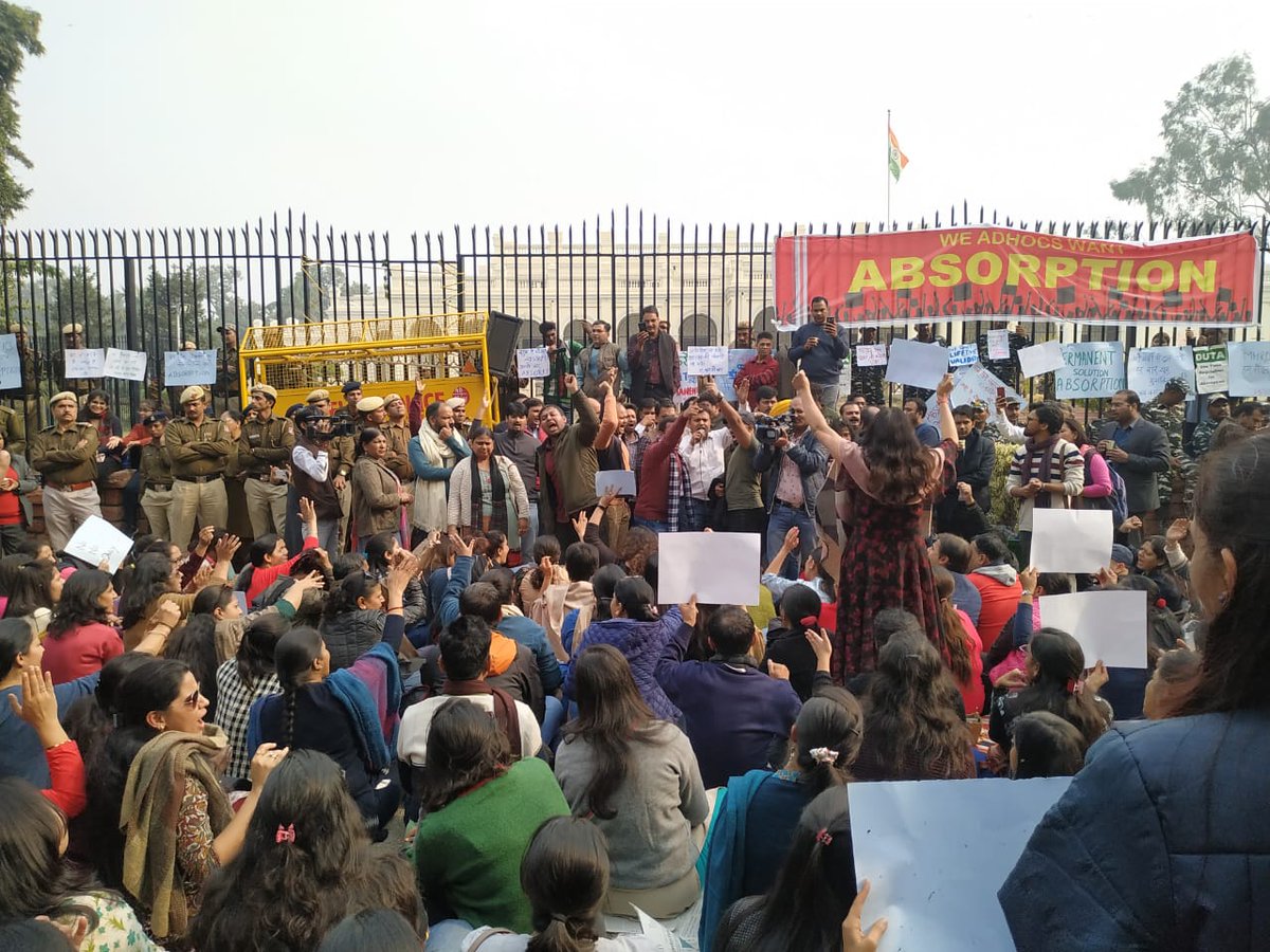 HariSingh061985's tweet image. #onetimeregulation4AbsorptionofDUADHOC
#DUadhocABSORPTION
#OneTimeRegulationForAbsorption
#OnlyAbsorption 
#ABSORPTIONof6500_DUadhocs
 @DrRPNishank @ArvindKejriwal @PMOIndia @VPSecretariat @Delhi_U
@MHRD @ndtv @ndtvindia @aajtak @IndiaToday @ABPNews