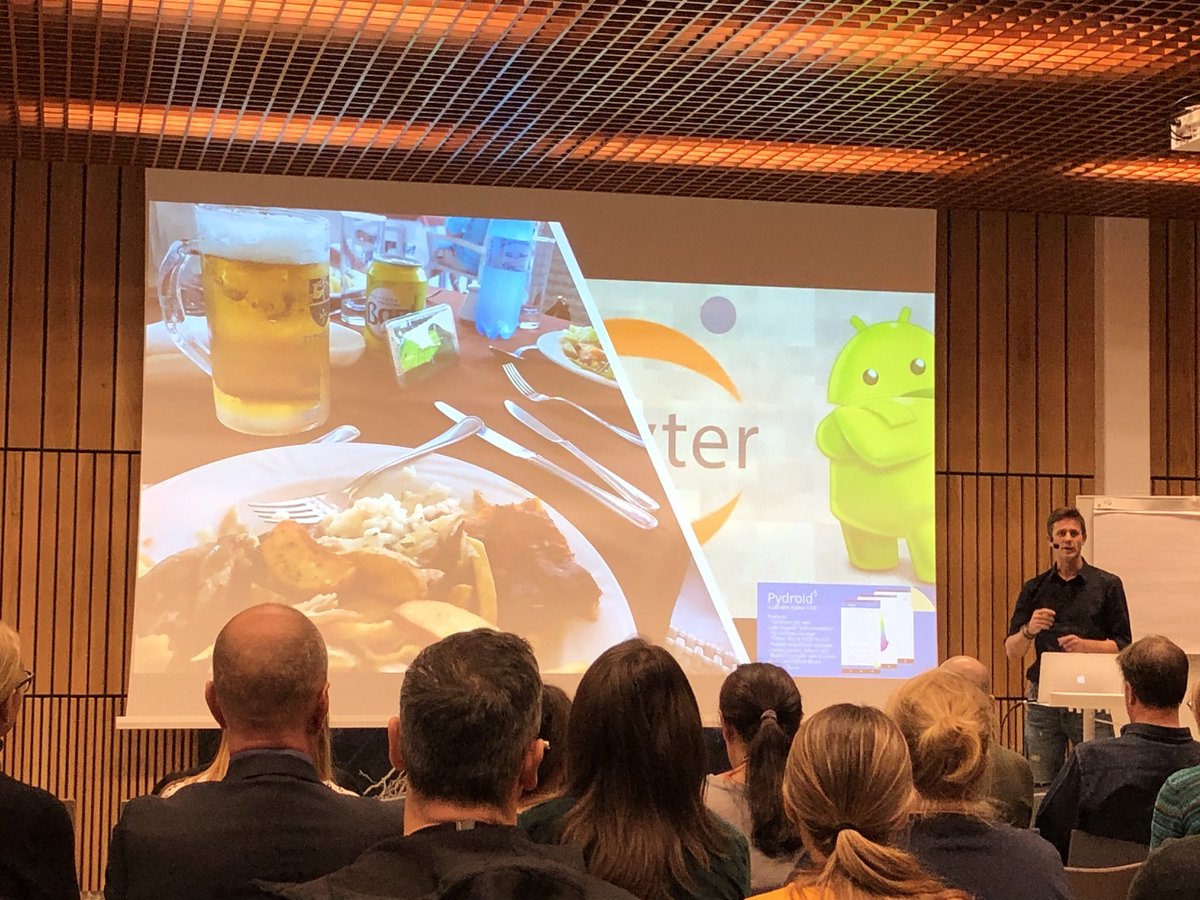 ⁦<a href="/DrBostrom/">Jonas Boström</a>⁩ givning an interesting presentation: food, Wimbledon and Jupyter Notebooks in a nice mix. ⁦@Swelife_AI⁩