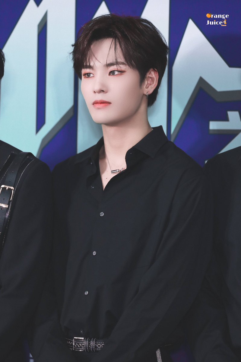 yaomingming1997's tweet photo. ➳191206  ︴#YaoMingMing
〘📸〙 iQIYI Scream Night 
©  ORANGEJUICE_姚明明 ༝✧
[#姚明明 #UNINE ] ♡ https://t.co/n5h1WsfPyg