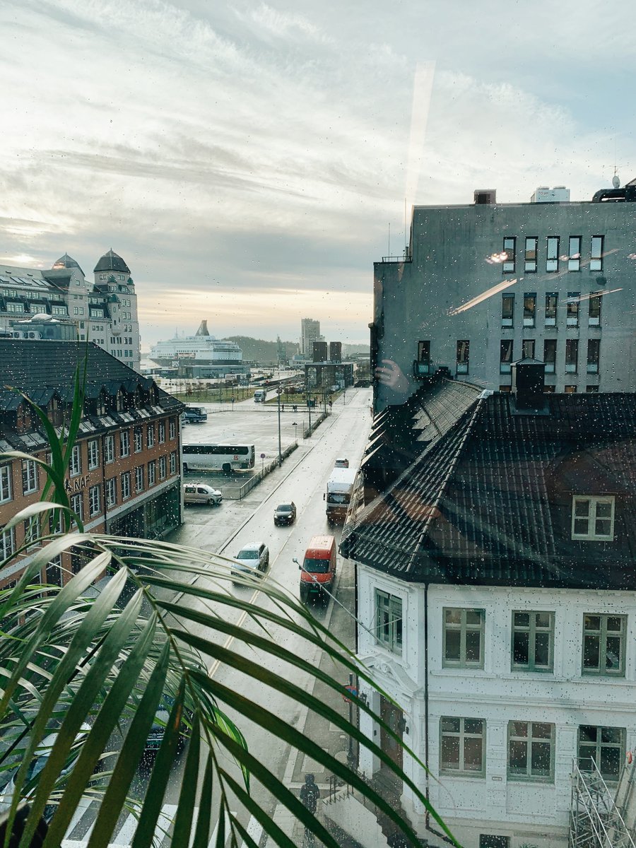 boutsourcing's tweet photo. Hello Oslo! Love the view from our partner's offices and so happy to se the #Dossier team again. #boutsourcing #Friday #Norway #softwaredevelopers #bostravels #ITServices https://t.co/lKd8Q29kj3