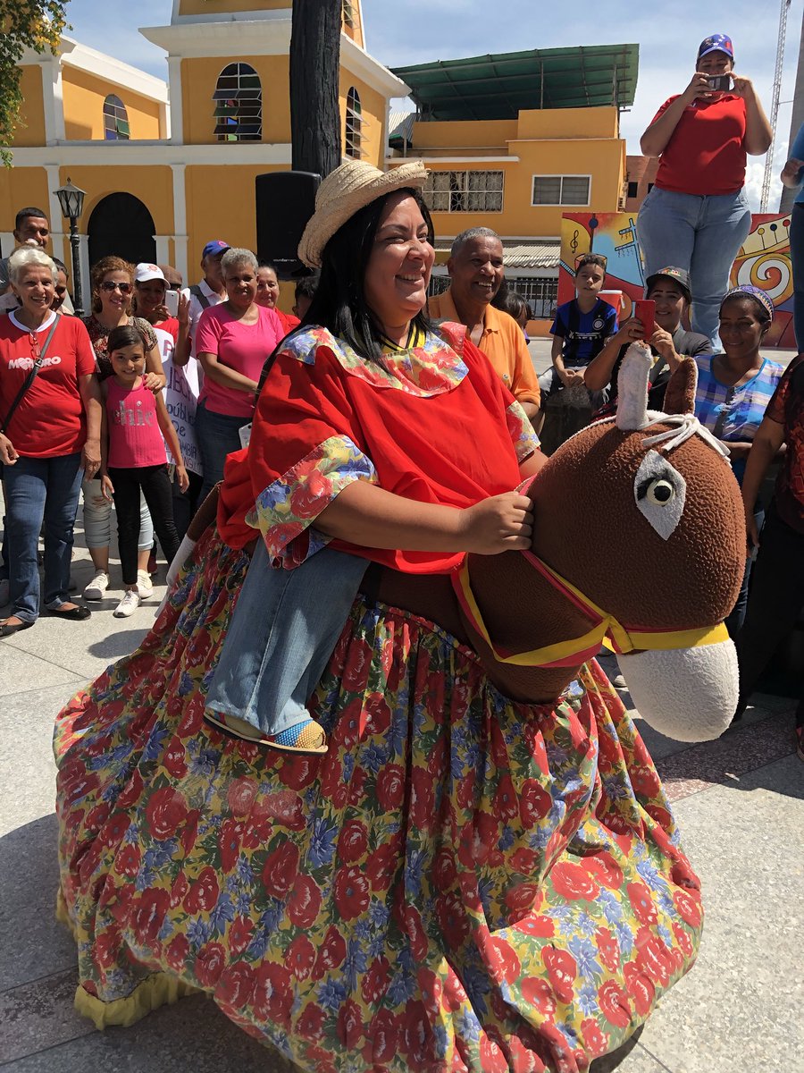 IvsshjavAragua's tweet photo. #Aragua En el Municipio Libertador Somos portadores de paz @NicolasMaduro @magallyvina @RMarcoTorres @regulolacruz https://t.co/GIe2grdFXa