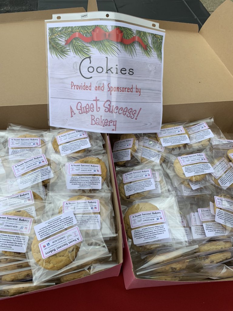 WardBlackLaw's tweet image. @SuccessSweet (benefiting @SanctuaryHouse) has been so generous to provide the cookies for our chicken lunches today! #toysfortots #toysfortots2019 #giving #tistheseason #santaclausiscomingtotown #marines #christmas