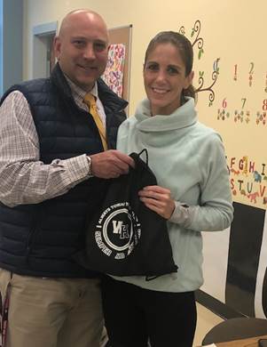 WH_Super's tweet photo. Happy professional day Friday,
This morning we visited the Pre-School Academy to recognize and say thank you to…..
Noelle Graham
#WH_BeTheDifference
THANK YOU NOELLE FOR MAKING AN IMPACT AND BEING THE DIFFERENCE FOR THE STUDENTS IN WHITMAN-HANSON AND AT THE PRE-SCHOOL ACADEMY! https://t.co/0sYnt7cDWl