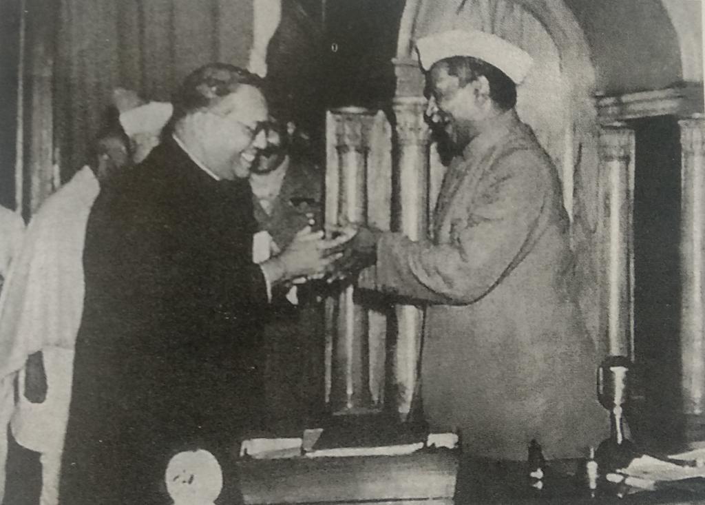 Pic1: Members of constituent assembly of IndiaPic2: Members of drafting committee along with committee head Dr BR AmbedkarPic3: Dr BR Ambedkar greeting Dr Rajendra Prasad after presenting the Draft constitutionPic4: 1st Cabinet of Independent India
