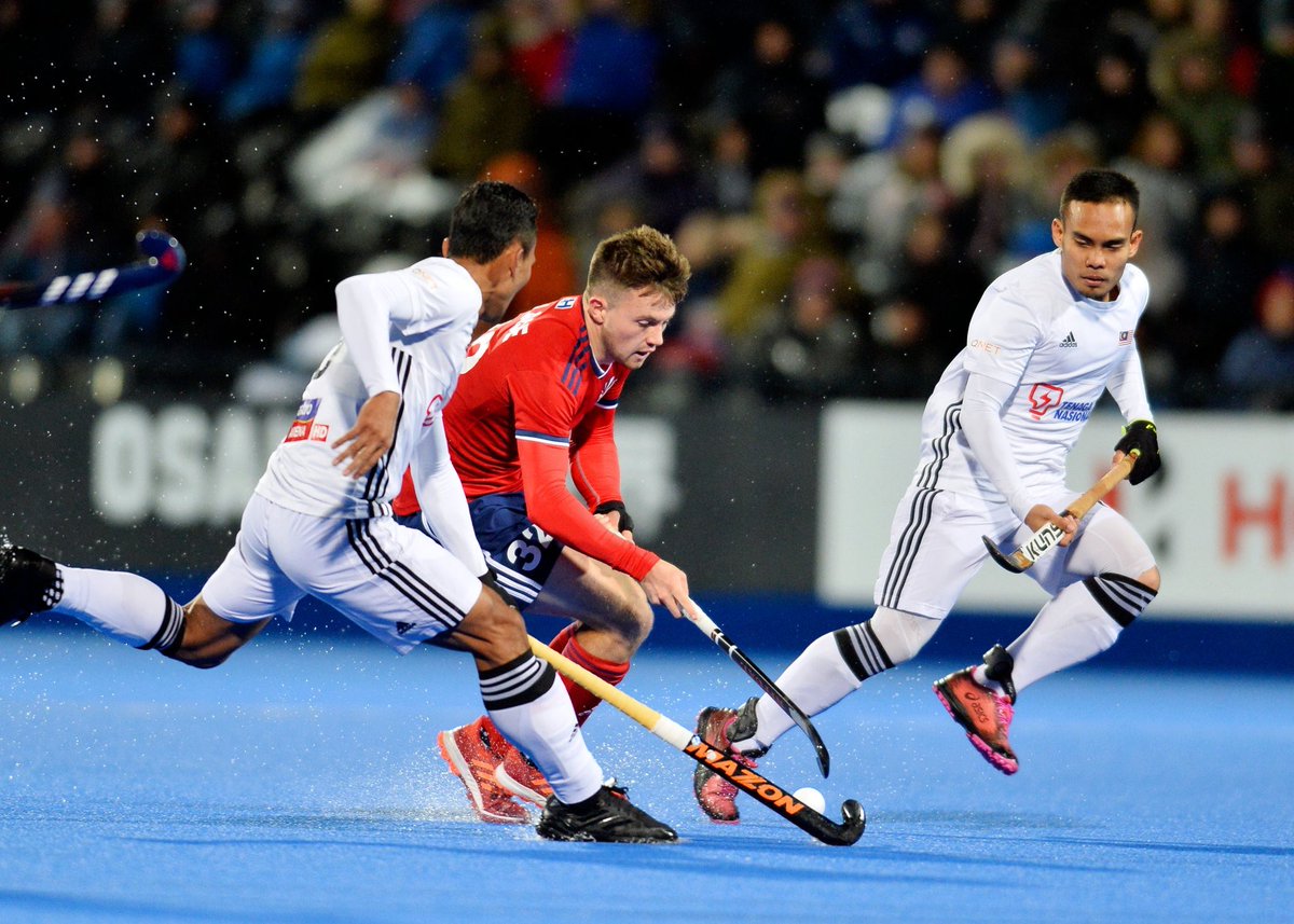 Congratulations <a href="/zachw_9/">Zach Wallace</a> for the <a href="/FIH_Hockey/">International Hockey Federation</a> Rising Star of the Year nomination