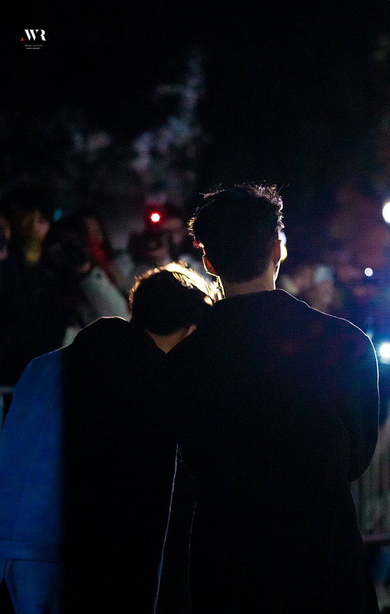 Awori_Eblack's tweet photo. [20191206]뮤뱅출근
유리진 TTTTTTTTTT💕
#JxR #제이엑스알 #백진 #박유리 #BAEKJIN #YURI #JxR_ELEMENT https://t.co/zsjxYsQ6jd