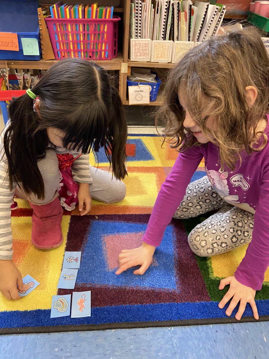 MrsNedwick's tweet photo. Using our strong ear muscles! #edgewoodproud https://t.co/NHDXoduIoq