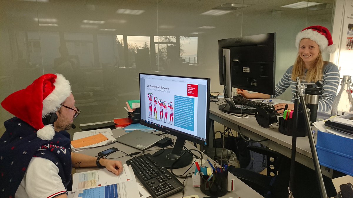 🎅 and 🤶working on Elite Sport in Switzerland 2019. We wish you a happy friday! #sportseconomics #sportsmanagement #LeistungssportSchweiz2019