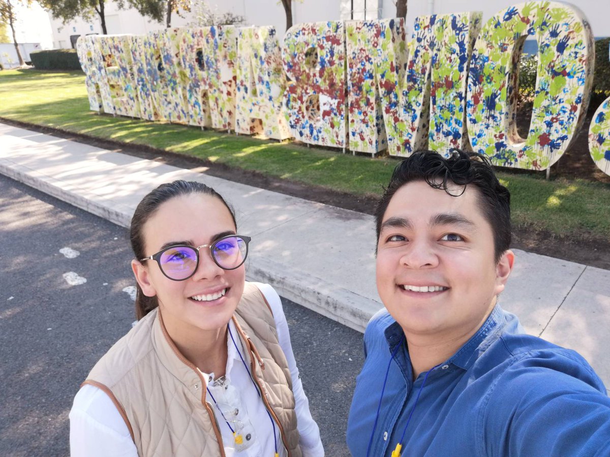 Ericko089's tweet photo. Cerrando el año con grandes proyectos #TRC #Comercio_exterior https://t.co/LJ3AvYHYzH