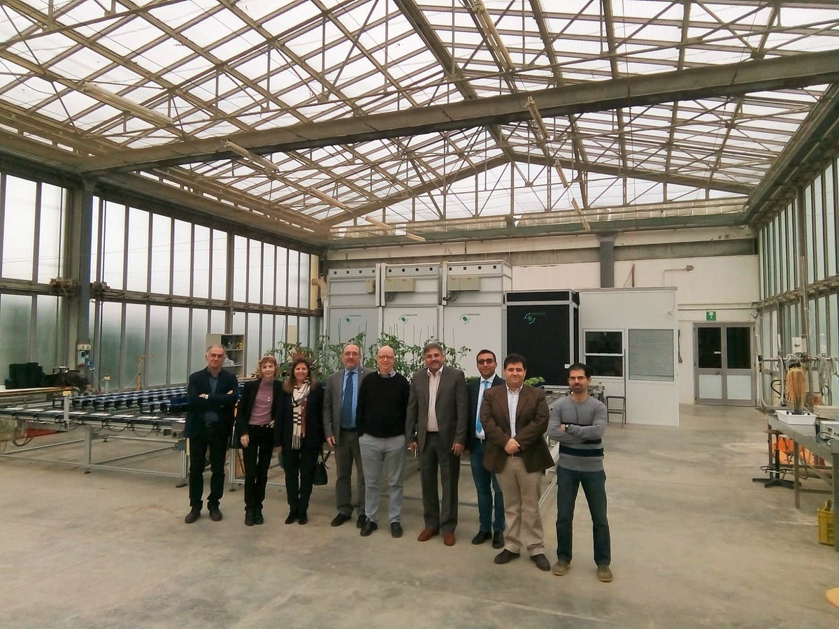 alsiasocial's tweet photo. Visita della delegazione dell’Istituto di ricerca #KISR del Kuwait e del #Cnr ad #Agrobios: possibili accordi per studi sulla gestione delle acque in agricoltura, precision farming e biotecnologie.
https://t.co/JfiJCGyB7O https://t.co/Zx9M48IQXQ