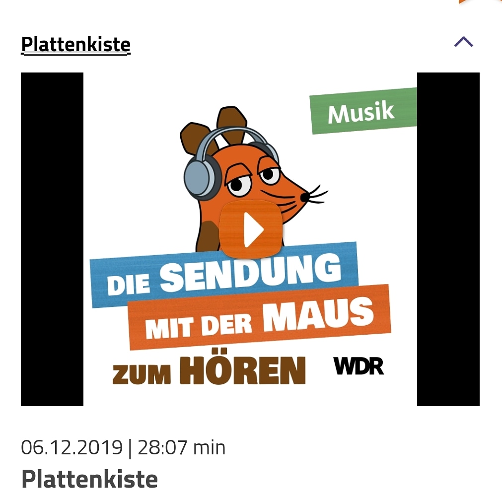 Raum16's tweet photo. Hereinspaziert! Hier kommt die #MausPlattenkiste!
Ein Zimmer voll Musik. Unaufgeräumt. Vollgestopft mit Schallplatten von früher. Hemmungslos musikverliebt.
Meine neue Reihe in "@DieMaus - zum Hören"! Heute die rasselige Premiere in der #MausMusik.
#DieMaus #KiRaKa https://t.co/0rjjs6l1eA